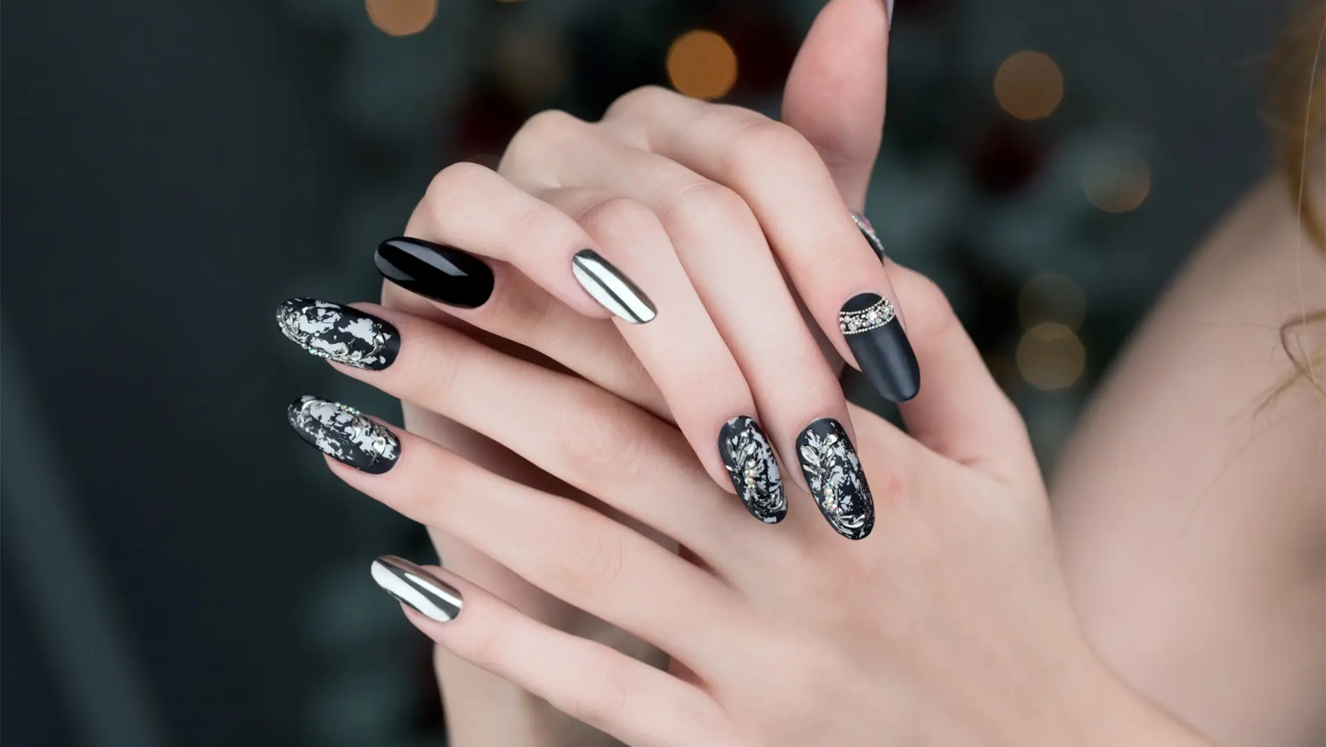 Saray Protez Tırnak